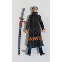 ราคา ฟิกเกอร์ โมเดล วันพีช ลอว์ สูง 15 ซม. สภาพมือสอง มีมอม มีเปรอะ สภาพไม่สวยคม สีไม่สด ไม่มีกล่องครับ (43913843116)