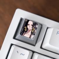ราคา keycap keycap ใส One Piece Empress Hancock สังกะสีอัลลอยด์ Keycap esc ปุ่มที่ไม่ซ้ํากัน Keycap R4 ความสูง F Zone ของขวัญอุปกรณ์ต่อพ่วง (49652961843)
