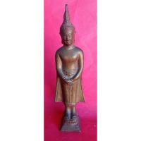 ราคา พระบูชารัชกาลปางถวายเนตร(พระประจำวันอาทิตย์)เนื้อทองเหลืองเก่าก้นอุดดินไทย...ตามรูปครับ (29321899247)