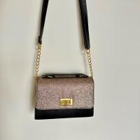 ราคา กระเป๋าสะพายข้างแฟชั่น ออกงานได้กากเพชรแน่น ถ่ายจากภาพจริงสวยมาก (25312102253)