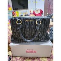 ราคา กระเป๋า MIU MIU มือสอง หนังแท้ (24417935106)