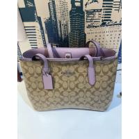 ราคา กระเป๋า Coach ทรง tote SIG AVENUE Carry All แท้ 100% (5760263330)