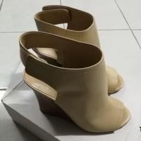 ราคา ALDO รองเท้า No.40 แท้ 100% (1616303575)