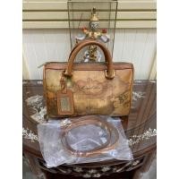 ราคา Alviero Martini แบรนด์เนมแท้100% มือสอง (5862337346)