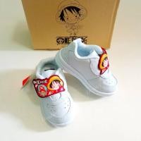 ราคา รองเท้านักเรียนอนุบาลชายสีขาว ADDA ลาย Onepiece วันพีช (11302810203)