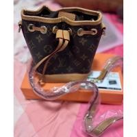 ราคา กระเป๋าหลุยส์จีบ คลอสบอดี้ สะพายสวยแน่นอน งานตามหา (41906623187)