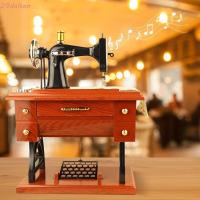 ราคา ดาลตัน จักรเย็บผ้าตุ๊กตา,มินิวินเทจจักรเย็บผ้ารุ่น,ลิ้นชักจําลองสามารถเปิดมือ-เครนกล่องดนตรีบ้านตุ๊กตาขนาดเล็กตกแต่งบ้าน (44703509682)