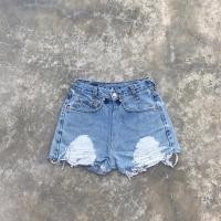 ราคา กางเกงขาสั้นเอวสูง levi’s (1108624857)
