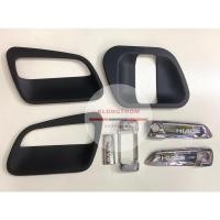 ราคา ชุดเบ้าประตูรถตู้”TOYOTA’Commuter'05-18เบ้าดำ+ครอบมือจับชุบ (21010999783)