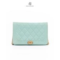 ราคา [ของแท้]CHANEL BOY WOC GREEN CAVIAR GHW มีใบรับประกัน ตรวจสอบได้ทุกใบ ✅ (54051450347)