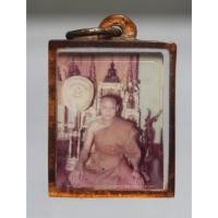 ราคา Q312รูปถ่ายหลวงพ่อชำนาญ วัดบางกุฏีทอง จ.ปทุมธานี เลี่ยมประกบหน้าหลัง สภาพสวยๆ (51951603200)