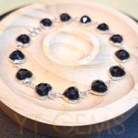 ราคา สร้อยข้อมือ นิลแท้ หัวใจ เงินแท้ ชุบทองคำขาว (นิลกาญจนบุรี) YTG-11686 YTGEMS (18023876573)