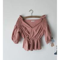 ราคา ส่งต่อ เสื้อเปิดไหล่ผ้าลินินสีชมพูกะปิ (4948794835)