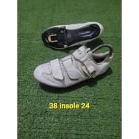 ราคา Multi cleat s38 giro รองเท้าปั่นจักรยาน (40522105096)