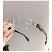 ราคา [ELITE] แว่นตาแฟชั่นกรอบโลหะทรงเหลี่ยมทรงรีทรงกลมแว่นไร้กรอบดีไซน์หรูขาสลักลายพรีเมี่ยมสไตล์วินเทจไฮโซมีหลายแบบให้เลือก (54653220544)