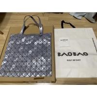 ราคา กระเป๋า bao bao Issey Miyake 10x10 prism metallic มือสอง (17118521448)