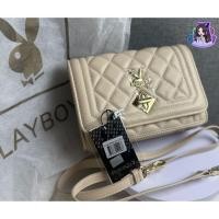 ราคา PLAYBOY กระเป๋าสะพายข้างลิขสิทธิ์แท้ สีครีม (พร้อมส่ง) (25991060548)