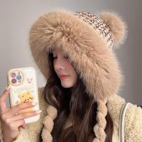 ราคา หมวกกันหนาว ขนเฟอร์นุ่มปิดหู จุกปอม[รหัสD055] สินค้าพร้อมส่งจากไทย (47201042399)
