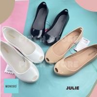 ราคา MONIGA BY MONOBO รองเท้าคัชชูยางแบบสวม รุ่น Julie (5-8) (10990655267)