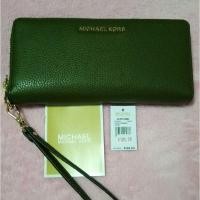 ราคา MK กระเป๋าสตางค์ ซิปรอบ. แท้ 100% สีเขียว (4757744402)