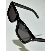 ราคา แว่นกันแดด Gucci 51มม. ใหม่กล่องใบครบ (27305920213)