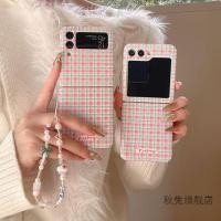 ราคา SAMSUNG LUKENเคสโทรศัพท์สําหรับSamsung Galaxy Z Flip 6 5 4 3 OPPOค้นหาN2 Flip N3 Flipน่ารักลายสก๊อตสีชมพูปกหลังพร้อมโซ่สําหรับFlip3 Flip4 Flip5 Flip6 N2Flip N3Flip Z Flip 7 (40555759834)