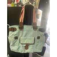 ราคา กระเป๋า kipling แท้ มือสอง 350 ช่องเยอะใช้งานได้จริง ขายตามสภาพ ใส่ไอแพทได้ มีหลายช่องใช้งาน เป็นผ้า ทรงสะพายขึ้นไหล่ (28975141857)