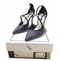 ราคา LYN มือ 1 ของแท้จาก Shop Size 37 (8374893509)
