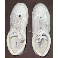 ราคา รองเท้าลำลอง ชาแนลสีขาวมือสอง(Used) รองเท้าเบอร์ 41 42 (54550634550)