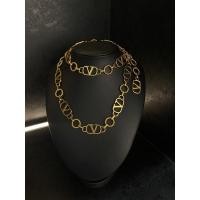 ราคา used valentino belt ghw + dior loop earrings (15261691296)