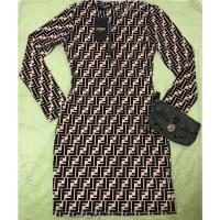 ราคา Sale ชุดเดรสแขนยาวกำมะหยี่ลายFENDI งานป้ายFENDI ป้ายห้อย ทรงสวย เข้ารูปดูไฮ (13671122012)