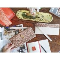 ราคา 02 Wawwawbag​ กระเป๋าผ้าไหมมัดหมี่ สีน้ำตาลคลาสสิค (9003153590)