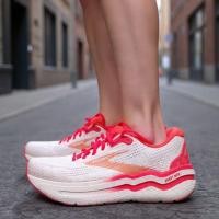 ราคา BROOKS Ghost Max 2 White Peach Coral มือสองของแท้ไซส์ Us9.5 Eu41 26.5cm รองเท้าวิ่งมือสอง รองเท้าวิ่ง (46803370503)