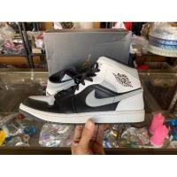 ราคา (แท้ + มือสอง ) รองเท้า Nike AIR Jordan 1 MID Size 10 us ERU 44 CM 28 (10699049424)