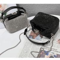 ราคา กระเป๋าทรงหมอน เพชร CZ ปั้มแบรนด์ ถือได้ สะพายได้ น่ารักมากๆ (8595487004)