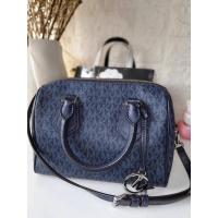 ราคา MK Michael Kors ทรงหมอน มือ 2 แท้ 100% (20009265651)