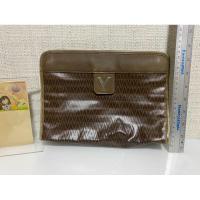 ราคา กระเป๋าหนัง Mario Valentino ทรงคลัชท์ ของแท้ สภาพ85% ตำหนิตามภาพ (26609147785)