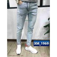 ราคา กางเกงยีนส์ผู้ชายขาดเข่าข้างเดียวแบบฟอก1969 (24929547318)