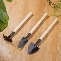 ราคา อุปกรณ์ทำเกษตร ทำสวน ปลูกต้นไม้ ชุดตักดิน พรวนดิน เครื่องมือทำสวน ขนาดเล็กมินิ 3ชิ้น ทำสวนจิ๋ว คลาด เสียม พลั่ว (4086624981)