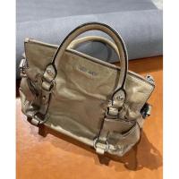 ราคา Miu Miu Bow bag กระเป๋าหนังแท้ยี่ห้อ Miumiu ของแท้ (12936213935)