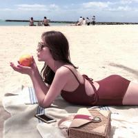 ราคา ชุดว่ายน้ำ วันพีช สายเดี่ยวสีแดงเลือดหมู (21133801000)