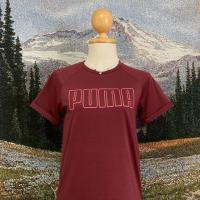 ราคา เสื้อยืด PUMA สีเลือดหมู ผูกชายเสื้อ อก34-36 มือสอง (49100951791)