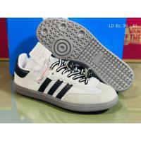 ราคา รองเท้าผ้าใบสีขาวแถบดำ ใส่สบายเท้าน้ำหนักเบา (40769142858)