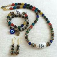 ราคา กำไลหิน☆ชุดสร้อยคอ ต่างหู ข้อมือโอมหอยสังข์ร้อยกับลูกปัดหินเนปาล ทราวดี ☆แต่งติ้งด้วยดวงตาสวรรค์ตุรกีนำโชค (7430750630)