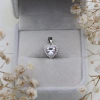 ราคา [พร้อมส่ง] (Pendant/เฉพาะจี้) : Sterling Silver Heart Pendant with CZ. จี้หัวใจเงินแท้925 ประดับด้วย CZ Silver Thai (22683133383)