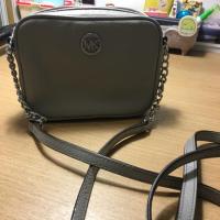 ราคา Michael Kors crossbody in grey (406384296)