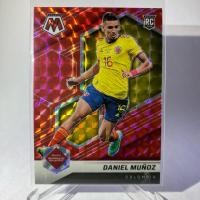ราคา การ์ดนักฟุตบอลสำหรับสะสม DANIEL MUNOZ, RC, COLUMBIA, (PRIZM) , PANINI MOSAIC 2022 (40410773343)