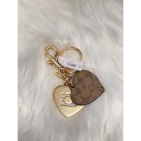 ราคา พวงกุญแจSIGNATURE HEARTS KEY RING (COACH 91478) (23570054339)