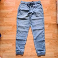 ราคา กางเกงยีนส์แบรนด์Uniqloขาจั๊ม (9166575887)