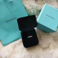 ราคา แหวนT​ แหวนทิฟฟานี่​ แหวนปรับขนาดได้​ แหวนสีพิงค์โกลด์​ แหวนตัวอักษร​ อุปกรณ์​ครบ (20724421250)